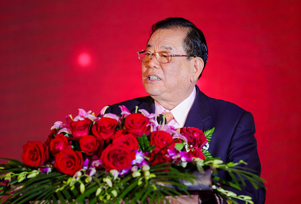 德業(yè)人將用心堅守使命,<br>為實(shí)現夢(mèng)想不懼櫛風(fēng)沐雨、砥礪前行。